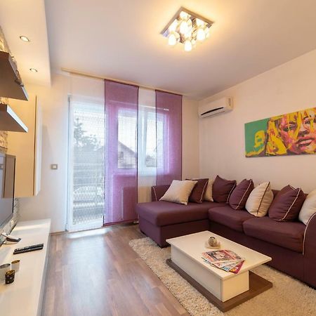 Vf Kragujevac Apartments Экстерьер фото