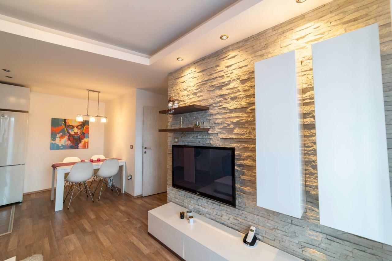 Vf Kragujevac Apartments Экстерьер фото